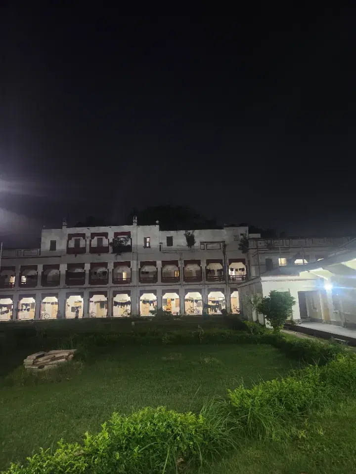 BHU Hostel and Mess photo 2